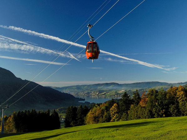 Drehgondelbahn von Sattel Hochstuckli